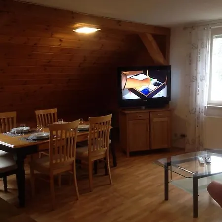 Alpen-hostel Suedgrat Mit Motorradvermietung Мемминген