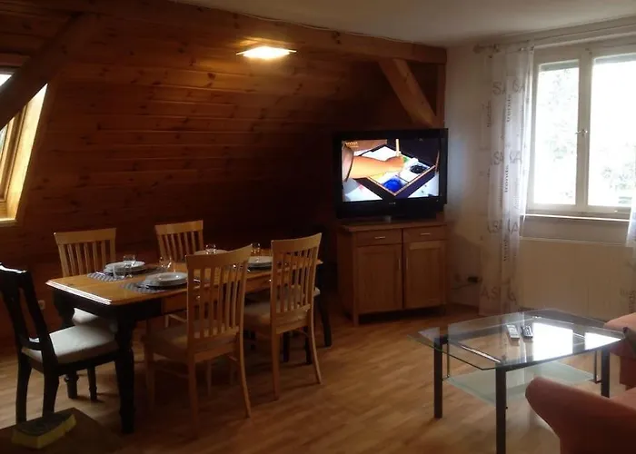 Alpen-hostel Suedgrat Mit Motorradvermietung Memmingen